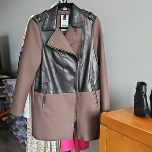 Soïa & Kyo - Elegant Brown Wool and Black Leather Detail Women's Coat - Size Med